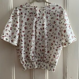 Vintage style top with floral pattern